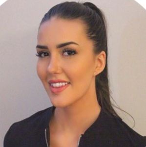 Meet your Posher, Becky